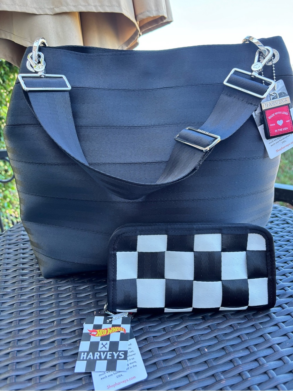 Harveys Black Hobo and Classic Wallet VEUC
